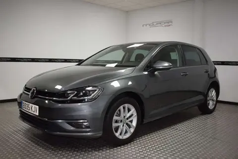 Used VOLKSWAGEN GOLF Petrol 2018 Ad 