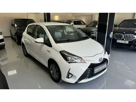 Used TOYOTA YARIS Hybrid 2019 Ad 