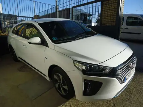 Used HYUNDAI IONIQ Hybrid 2019 Ad 