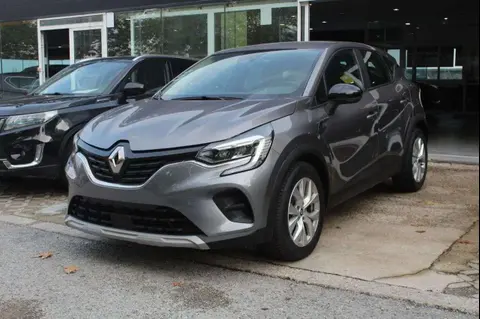 Used RENAULT CAPTUR Hybrid 2022 Ad 