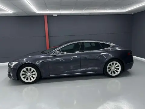 Used TESLA MODEL S Electric 2019 Ad 