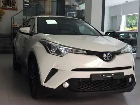 Used TOYOTA C-HR Petrol 2017 Ad 