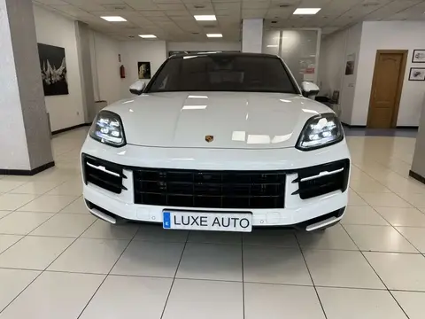 Used PORSCHE CAYENNE Hybrid 2024 Ad 