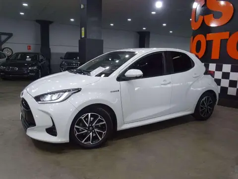 Used TOYOTA YARIS Hybrid 2021 Ad 