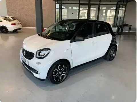 Used SMART FORFOUR Electric 2019 Ad 