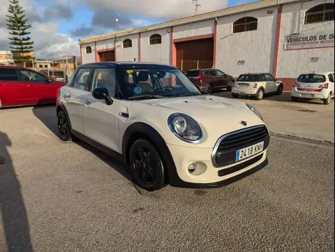 Used MINI ONE Petrol 2018 Ad 