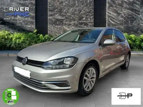 Used VOLKSWAGEN GOLF Petrol 2018 Ad 