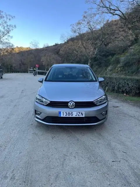 Used VOLKSWAGEN GOLF Petrol 2017 Ad 