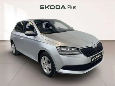 Annonce SKODA FABIA Essence 2019 d'occasion 