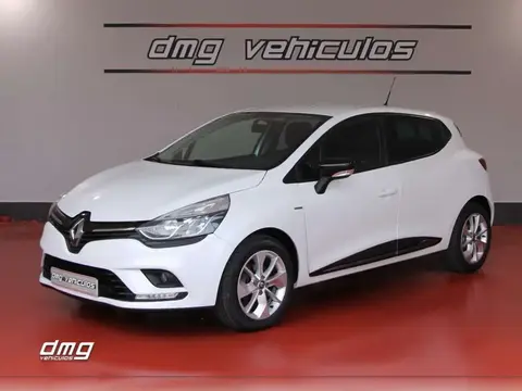 Used RENAULT CLIO Petrol 2017 Ad 