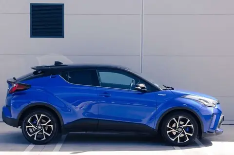 Used TOYOTA C-HR Hybrid 2021 Ad 