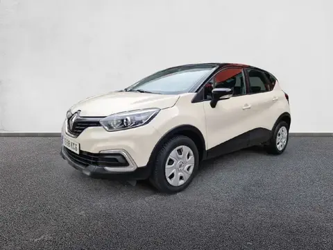 Used RENAULT CAPTUR Petrol 2017 Ad 