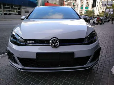 Used VOLKSWAGEN GOLF Hybrid 2017 Ad 