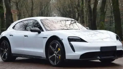 Annonce PORSCHE TAYCAN Électrique 2021 d'occasion 