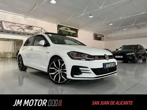 Used VOLKSWAGEN GOLF Petrol 2017 Ad 