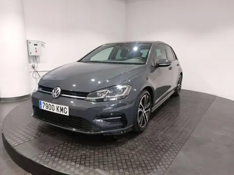 Used VOLKSWAGEN GOLF Petrol 2018 Ad 