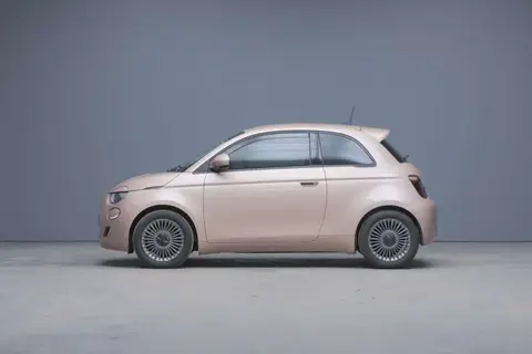 Used FIAT 500 Electric 2021 Ad 