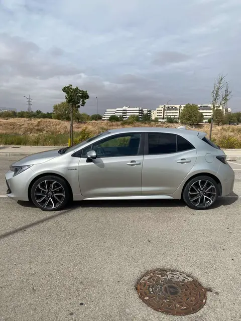 Annonce TOYOTA COROLLA Hybride 2020 d'occasion 