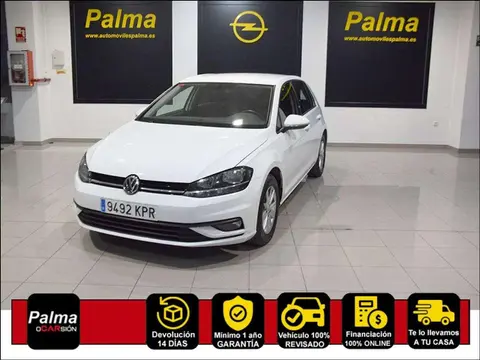 Used VOLKSWAGEN GOLF Petrol 2018 Ad 