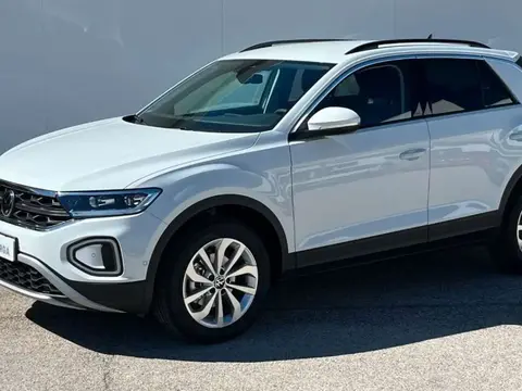 Annonce VOLKSWAGEN T-ROC Essence 2024 d'occasion 