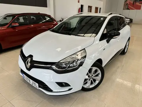 Used RENAULT CLIO Diesel 2017 Ad 