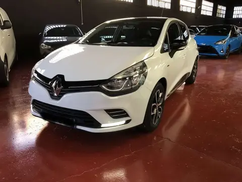 Used RENAULT CLIO Petrol 2017 Ad 