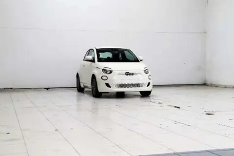 Used FIAT 500 Electric 2023 Ad 