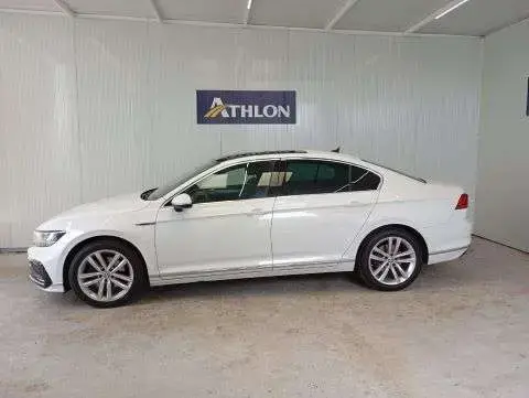 Used VOLKSWAGEN PASSAT Hybrid 2020 Ad 