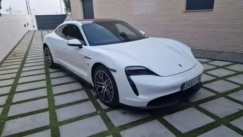 Annonce PORSCHE TAYCAN Électrique 2022 d'occasion 