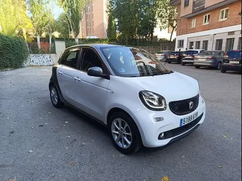 Used SMART FORFOUR Electric 2019 Ad 