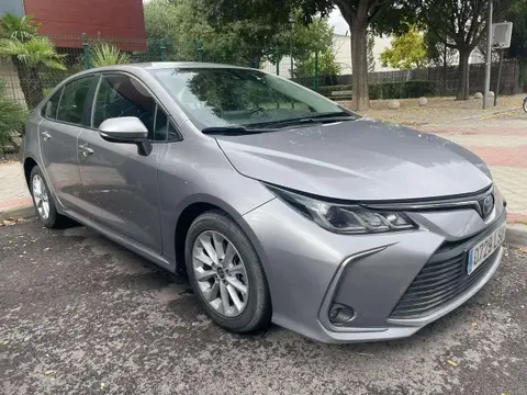 Used TOYOTA COROLLA Electric 2021 Ad 