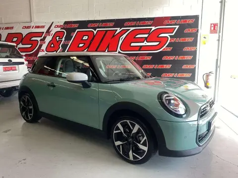 Used MINI COOPER Petrol 2024 Ad 