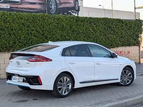 Used HYUNDAI IONIQ Hybrid 2019 Ad 