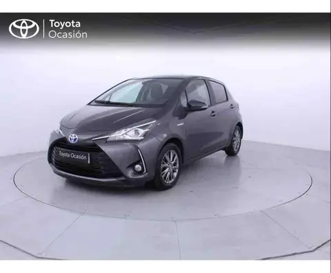 Used TOYOTA YARIS Hybrid 2018 Ad 