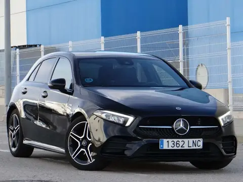 Annonce MERCEDES-BENZ CLASSE A Diesel 2021 d'occasion 