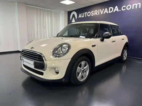 Used MINI ONE Petrol 2018 Ad 