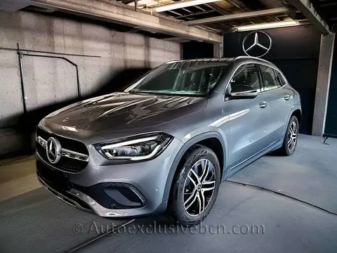 Used MERCEDES-BENZ CLASSE GLA Hybrid 2022 Ad 