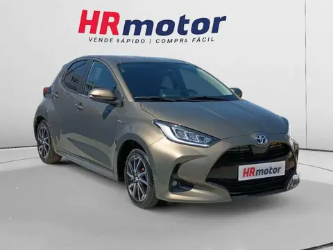 Used TOYOTA YARIS Hybrid 2021 Ad 