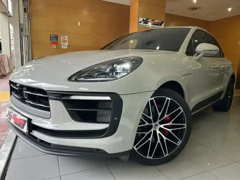 Used PORSCHE MACAN Petrol 2024 Ad 