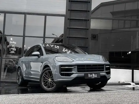 Used PORSCHE CAYENNE Hybrid 2023 Ad 