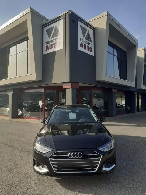 Used AUDI A4 Hybrid 2020 Ad 