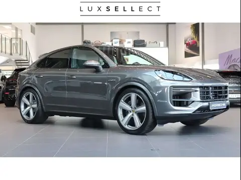 Used PORSCHE CAYENNE Hybrid 2024 Ad 