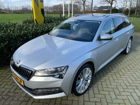 Used SKODA SUPERB Hybrid 2021 Ad 