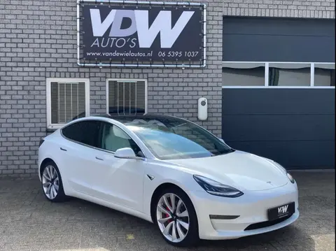 Used TESLA MODEL 3 Electric 2019 Ad 