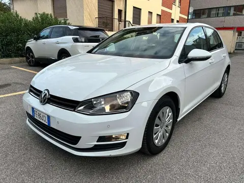 Used VOLKSWAGEN GOLF Petrol 2016 Ad 