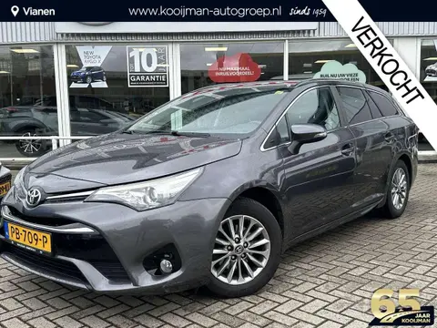 Annonce TOYOTA AVENSIS Essence 2017 d'occasion 