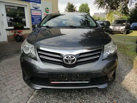 Used TOYOTA AVENSIS Petrol 2015 Ad 