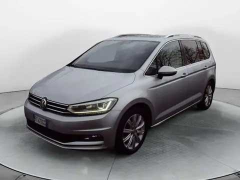 Used VOLKSWAGEN TOURAN Diesel 2016 Ad 