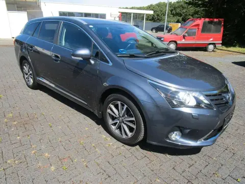 Used TOYOTA AVENSIS Petrol 2015 Ad 