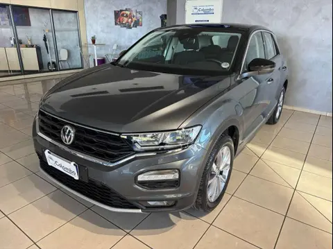 Annonce VOLKSWAGEN T-ROC Essence 2018 d'occasion 